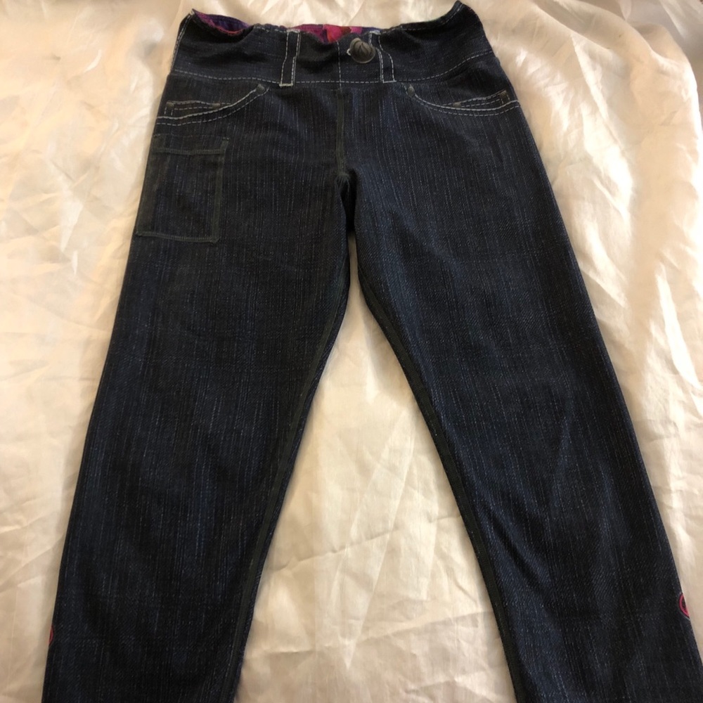 INKnBURN rose denim look capris! Retired design.